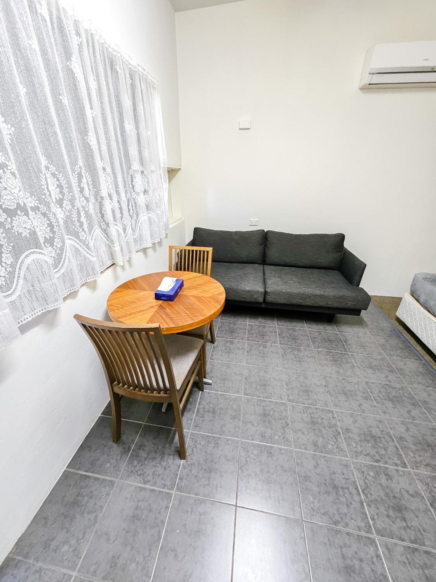 Green Door Motel Lavington Bagian luar foto